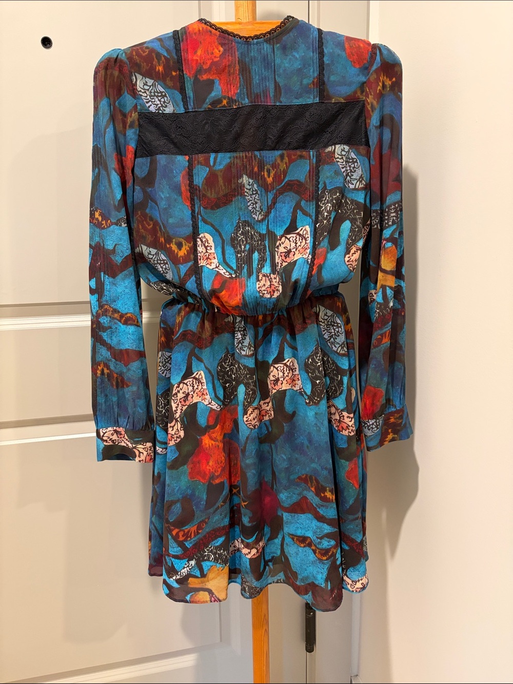 Alice + Olivia Aimee Floral Blue Silk Floral Lace Long Sleeve Dress Sz 8